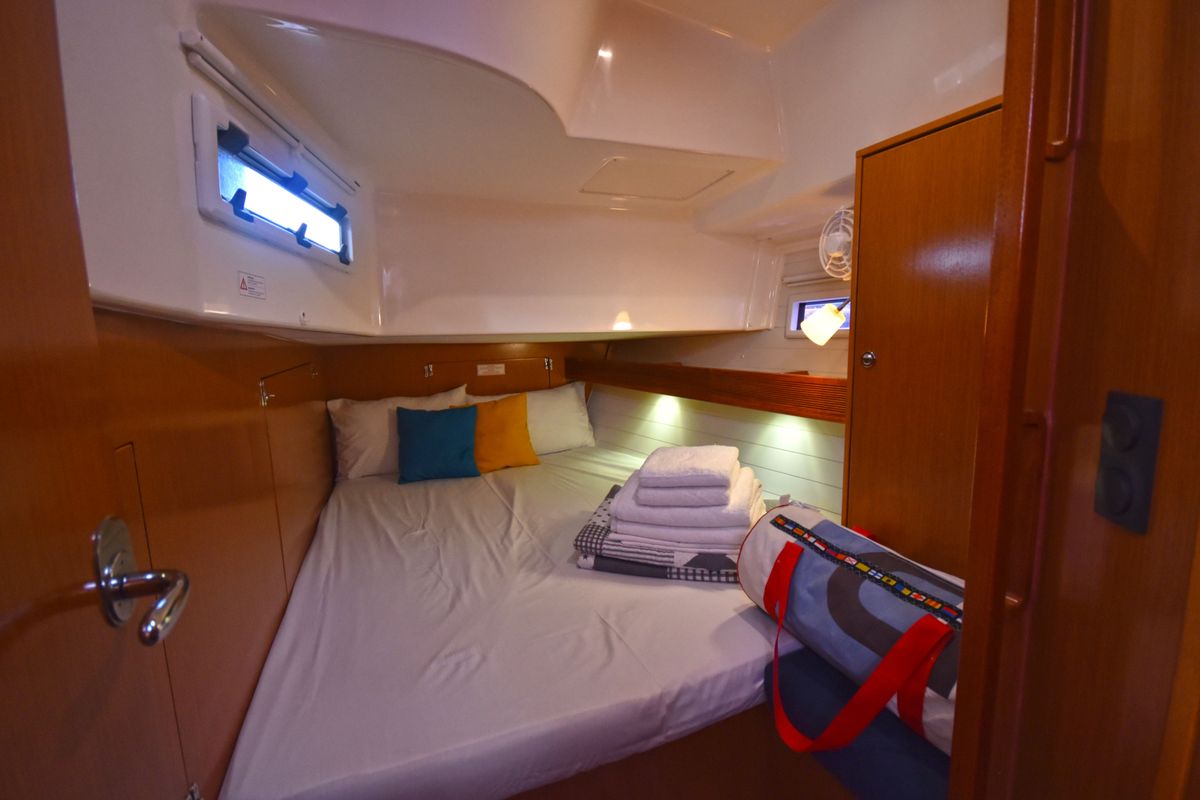 Cabin on Nouvelle Vague, a Bavaria Cruiser 45 sailboat at Volos Municipality, Greece