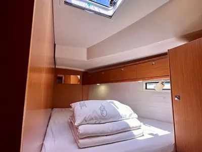 Cabin on Sestrica, a Bavaria Cruiser 46 sailboat at Općina Sukošan, Croatia