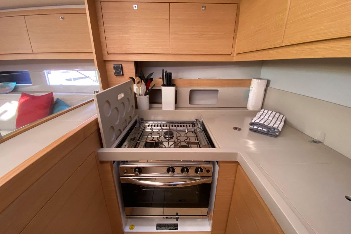 Galley of Liliana Bella, a Dufour 530 sailboat at Chesapeake, United States