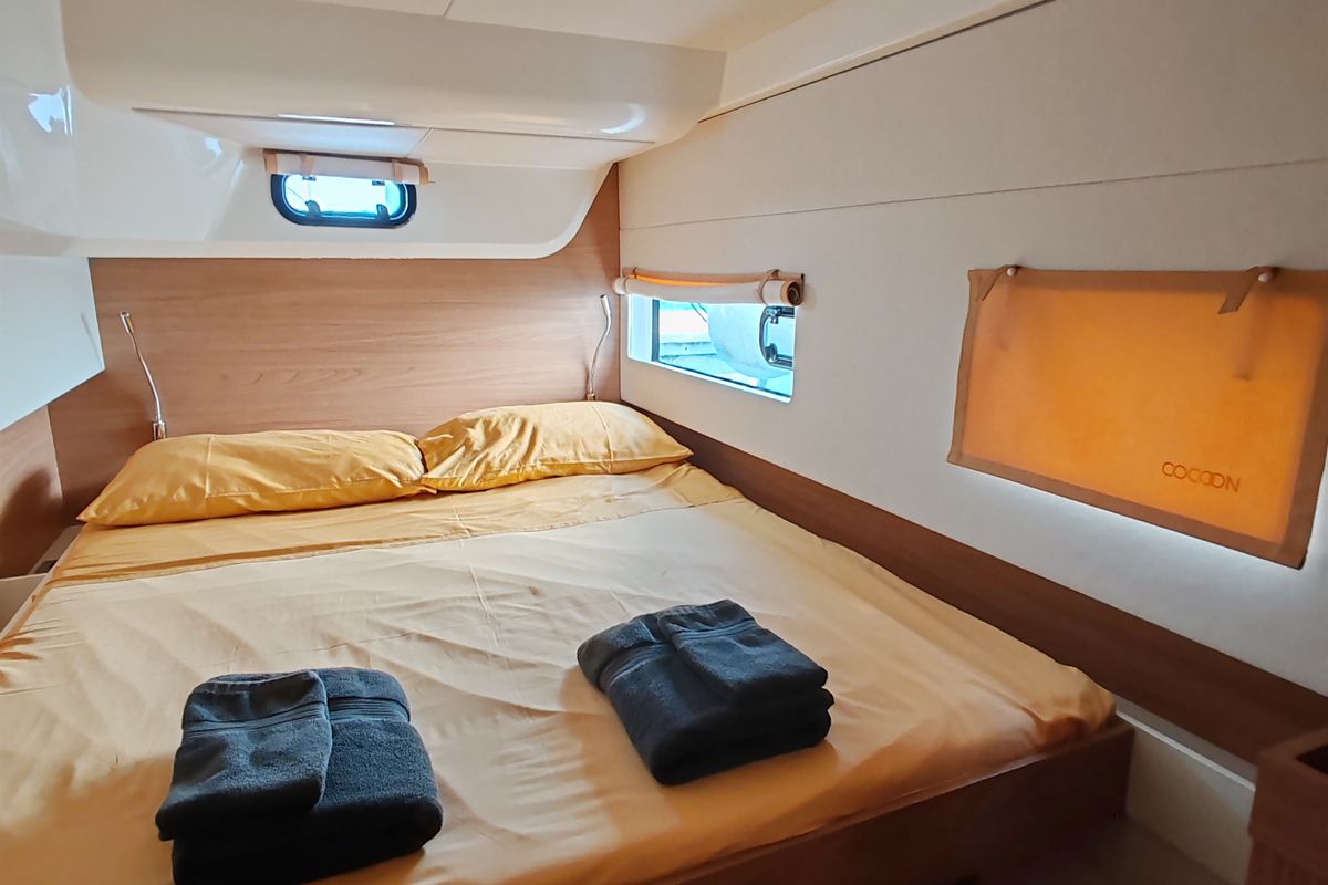 Cabin on Cocoon, a Bali Catsmart catamaran at Figari/Golfo Aranci, Italy