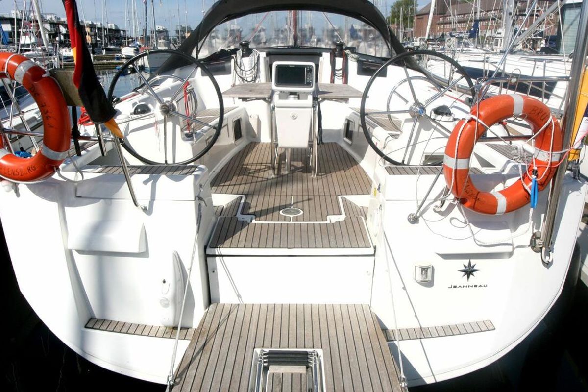 Exterior view of Chuck, a Jeanneau Sun Odyssey 439 sailboat at Flensburg, Germany