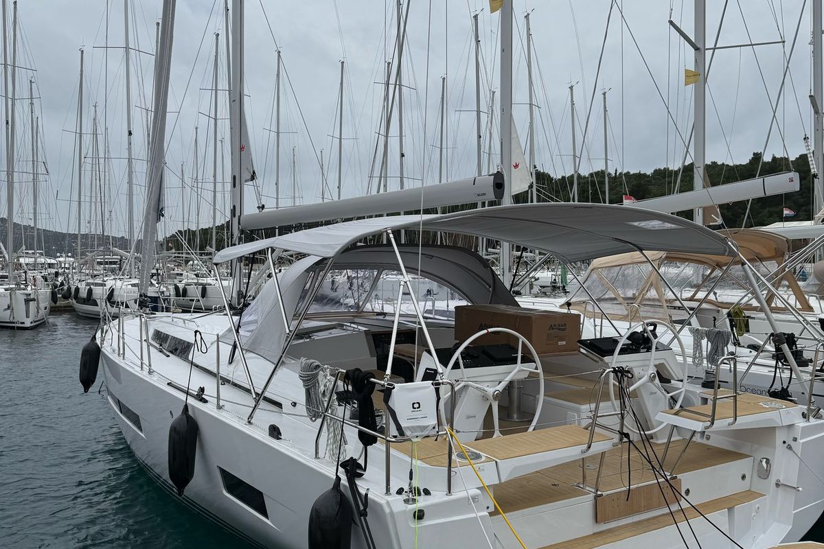 Deck of Amari, a Hanse Yachts Hanse 460 sailboat at Općina Rogoznica, Croatia