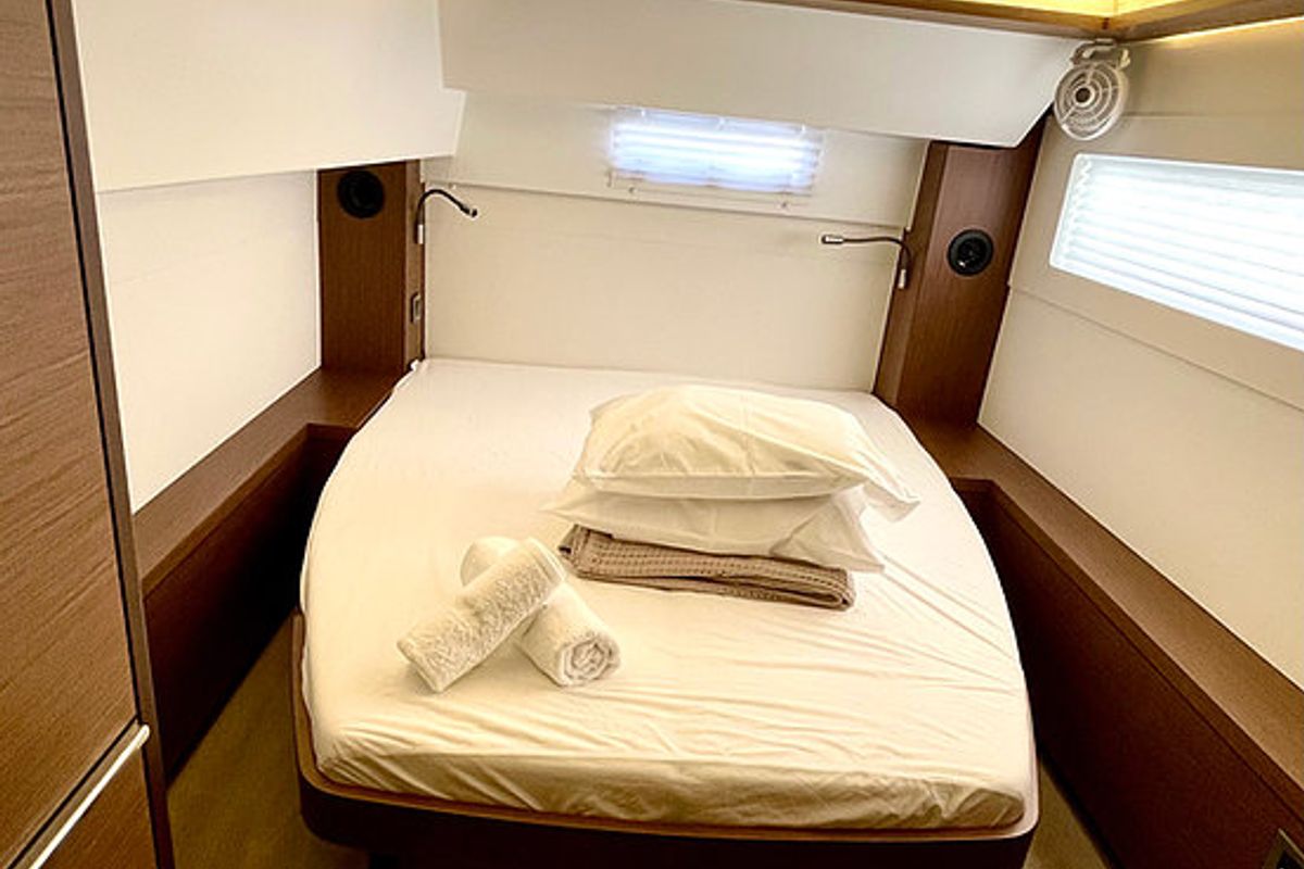 Cabin on Keyma, a Lagoon 46 catamaran at Tourlos, Greece