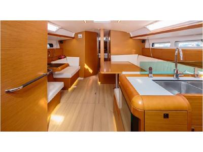 Galley of Pietra Di Luna, a Jeanneau Sun Odyssey 449 sailboat at Rosignano Solvay, Italy