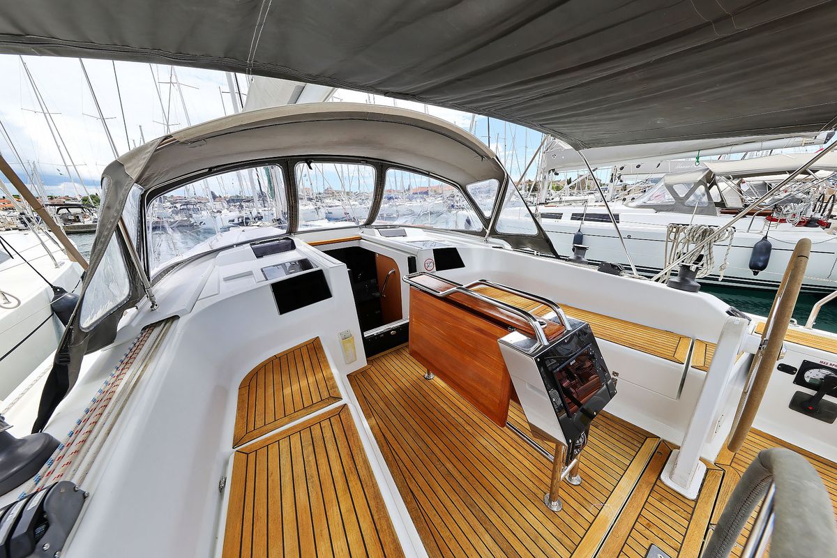 Cockpit of Natali, a Hanse Yachts Hanse 415 sailboat at Grad Biograd na Moru, Croatia