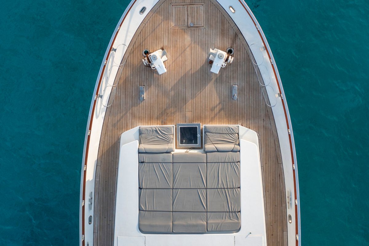 Deck of Shiva, a Cantieri di Pisa Akhir 27 yacht at Ornos, Greece