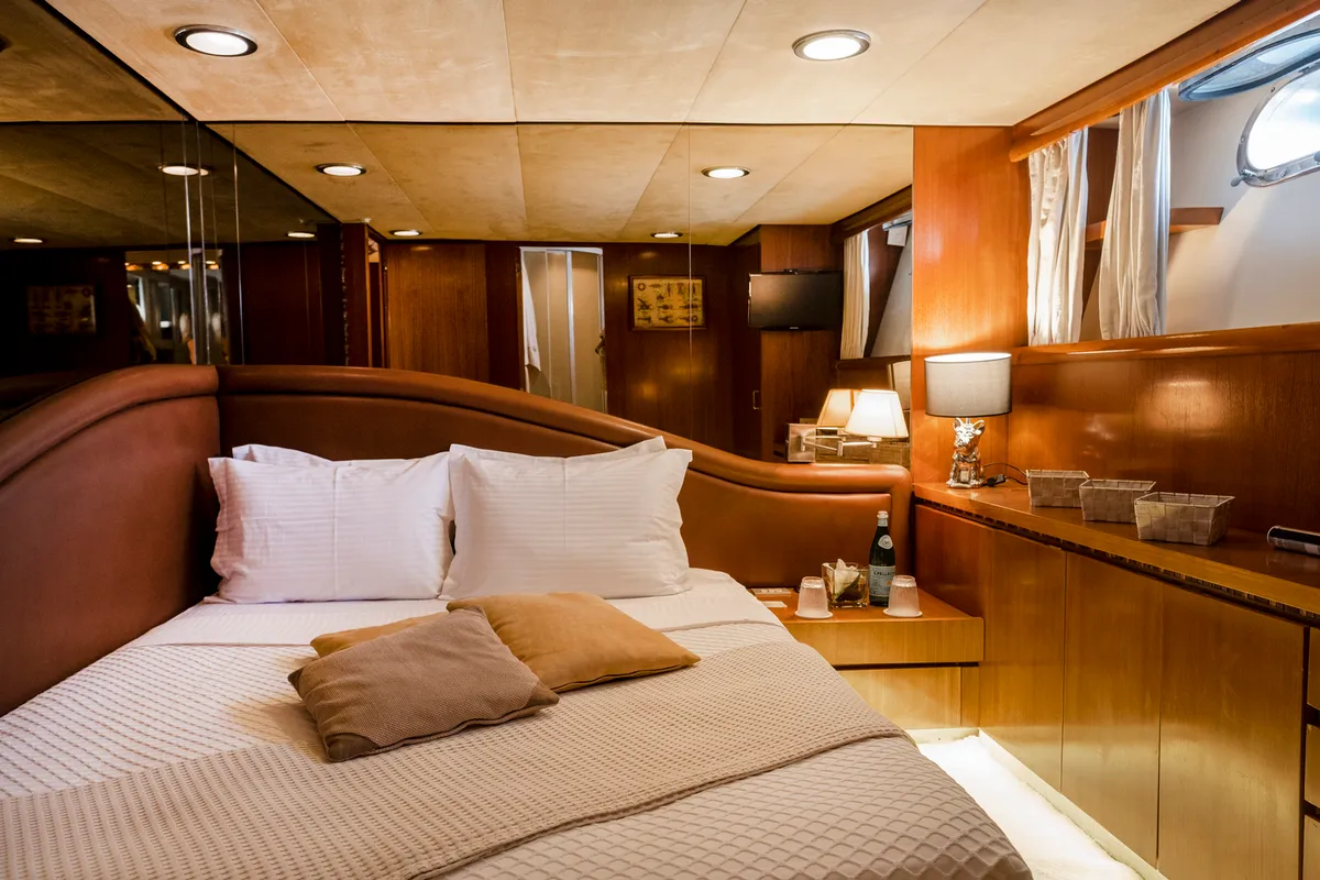 Cabin on Shiva, a Cantieri di Pisa Akhir 27 yacht at Ornos, Greece