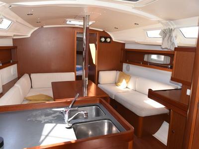 Salon of Galene, a Beneteau Oceanis 37 sailboat at Loutraki, Greece