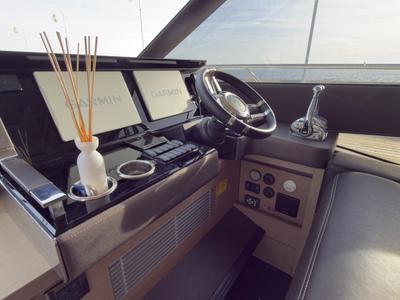 Cockpit of Dzianiny.Club 2, a Jeanneau Prestige 590 Flybridge yacht at Općina Sukošan, Croatia