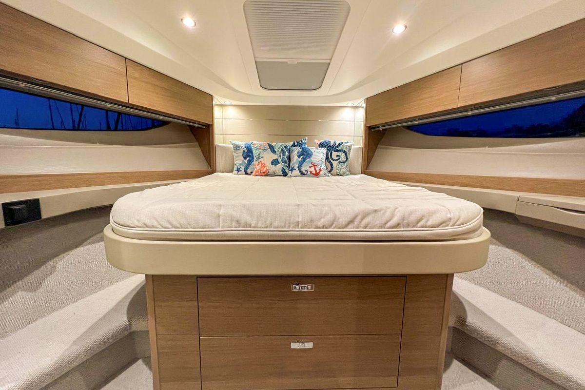 Cabin on IMA, a Princess Yachts Princess V 40 motorboat at Gouvia, Greece