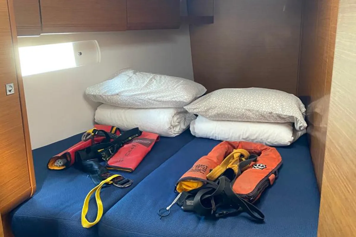Cabin on Alboran Pacharan (Majorca), a Jeanneau Sun Odyssey 519 sailboat at es Jonquet, Spain