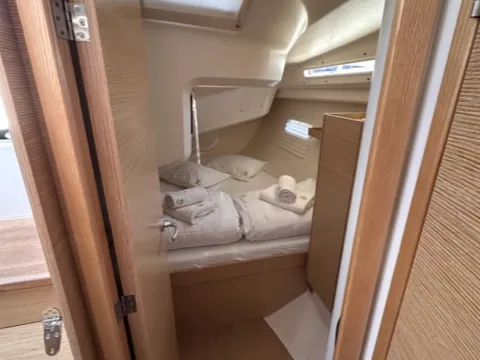 Cabin on FuFu, a Hanse Yachts Hanse 388 sailboat at Seget Donji, Croatia
