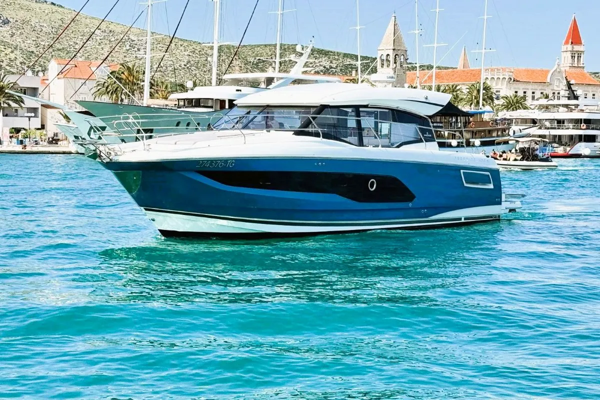 Exterior view of Majabell II, a Jeanneau Prestige 420S yacht at Grad Trogir, Croatia