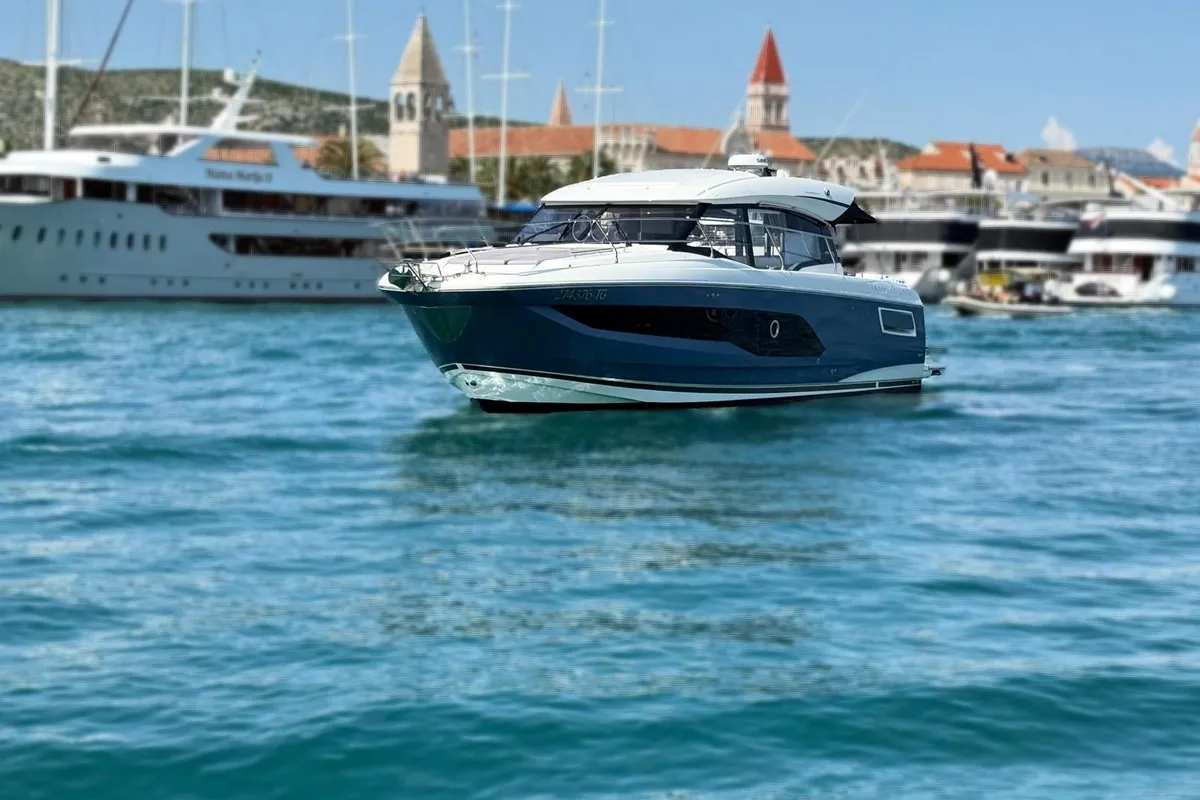 Exterior view of Majabell II, a Jeanneau Prestige 420S yacht at Grad Trogir, Croatia