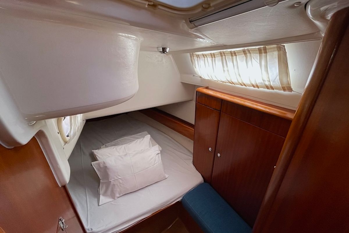Cabin on MIRNA, a Bavaria 44 sailboat at Zadar, Croatia