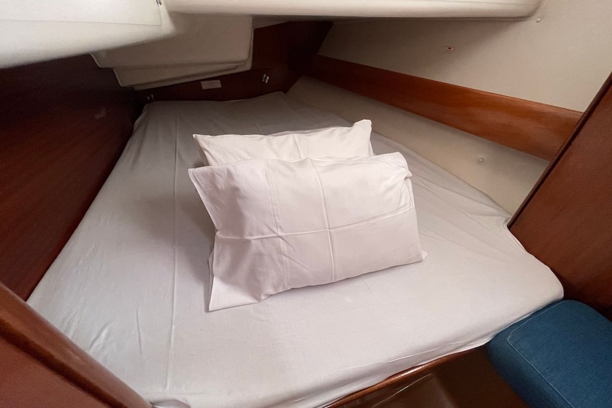 Cabin on MIRNA, a Bavaria 44 sailboat at Zadar, Croatia