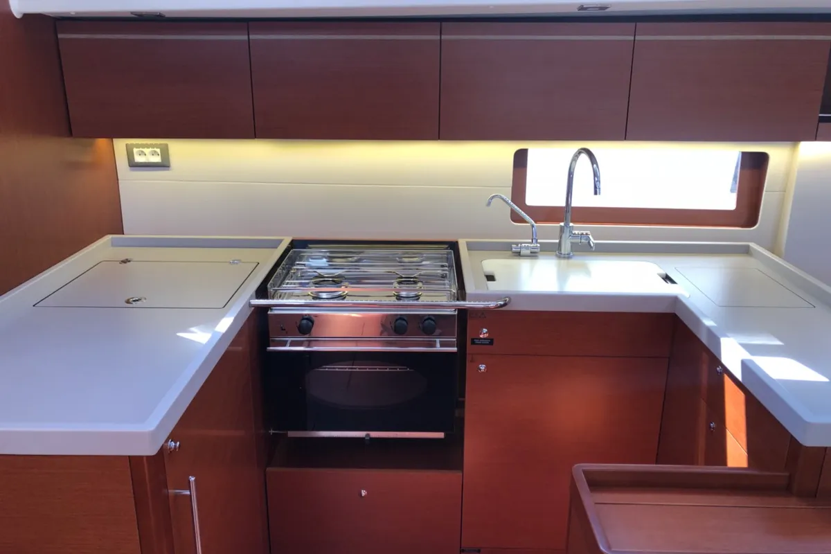 Galley of Marea, a Beneteau Oceanis 51.1 sailboat at Općina Medulin, Croatia