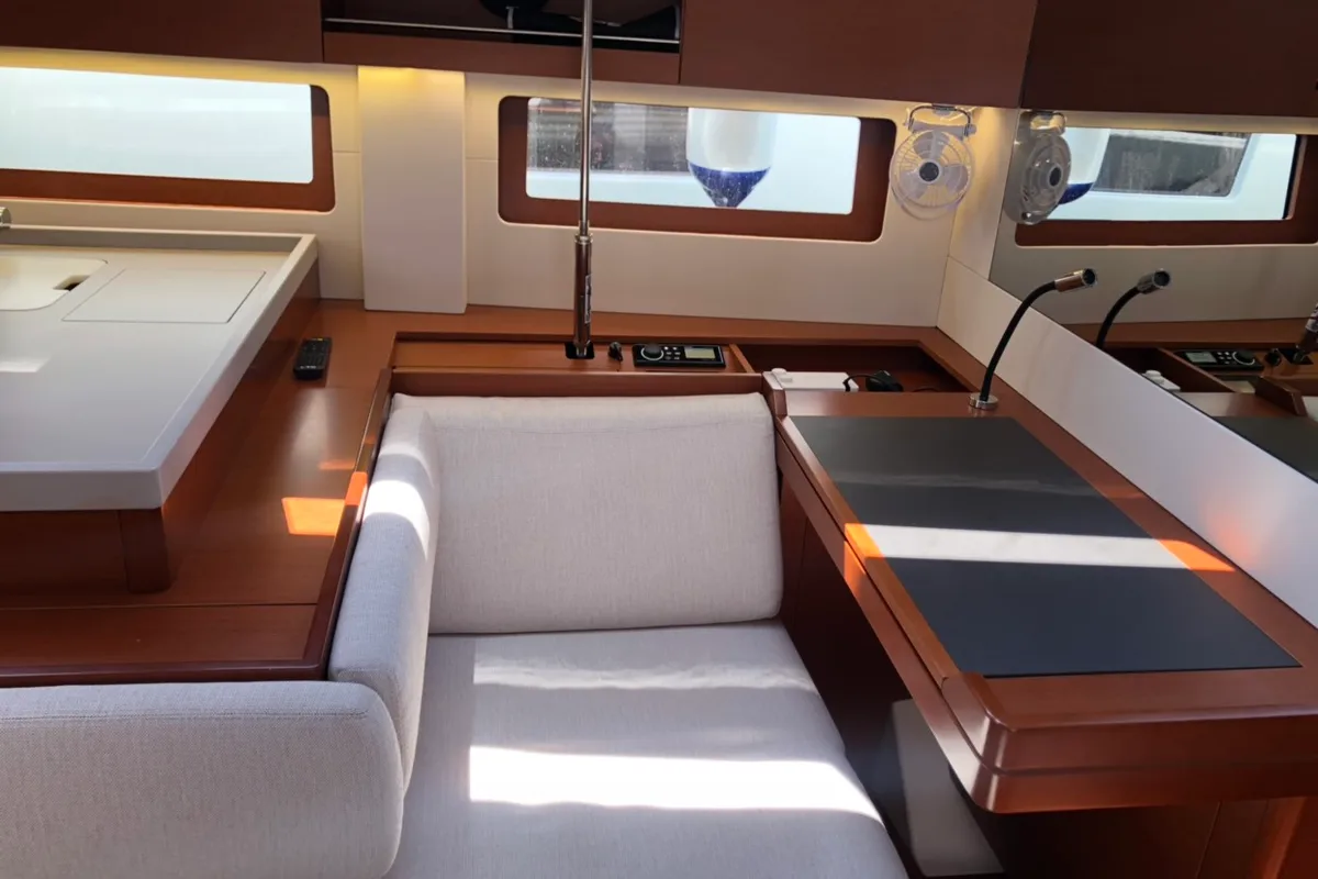 Salon of Marea, a Beneteau Oceanis 51.1 sailboat at Općina Medulin, Croatia