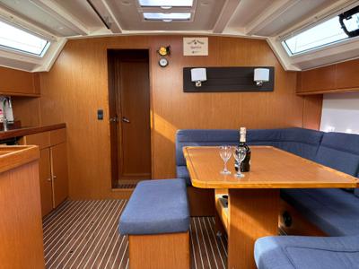 Salon of Spectra, a Bavaria Cruiser 46 sailboat at Općina Pakoštane, Croatia