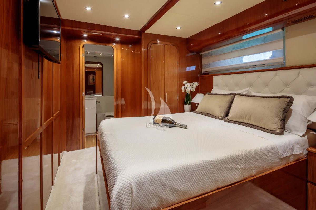 Cabin on Efmaria, a Falcon Yachts Falcon 86 yacht at Athens, Greece