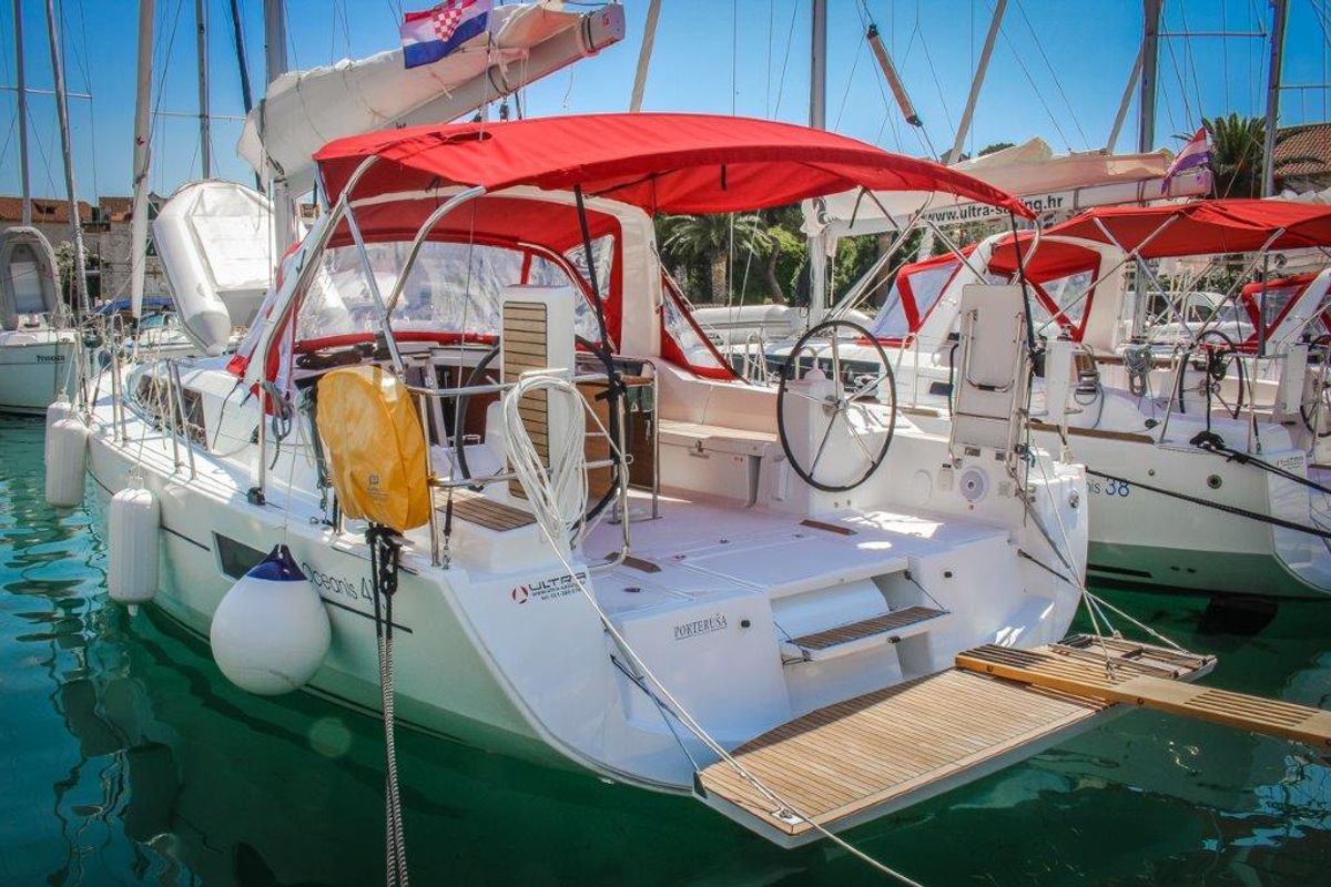 Exterior view of Porterusa, a Beneteau Oceanis 41.1 sailboat at Općina Medulin, Croatia