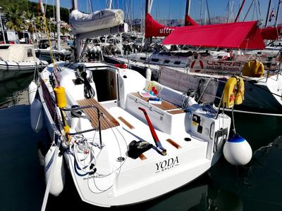 Deck of Yoda, a Beneteau Oceanis 30.1 sailboat at Općina Medulin, Croatia