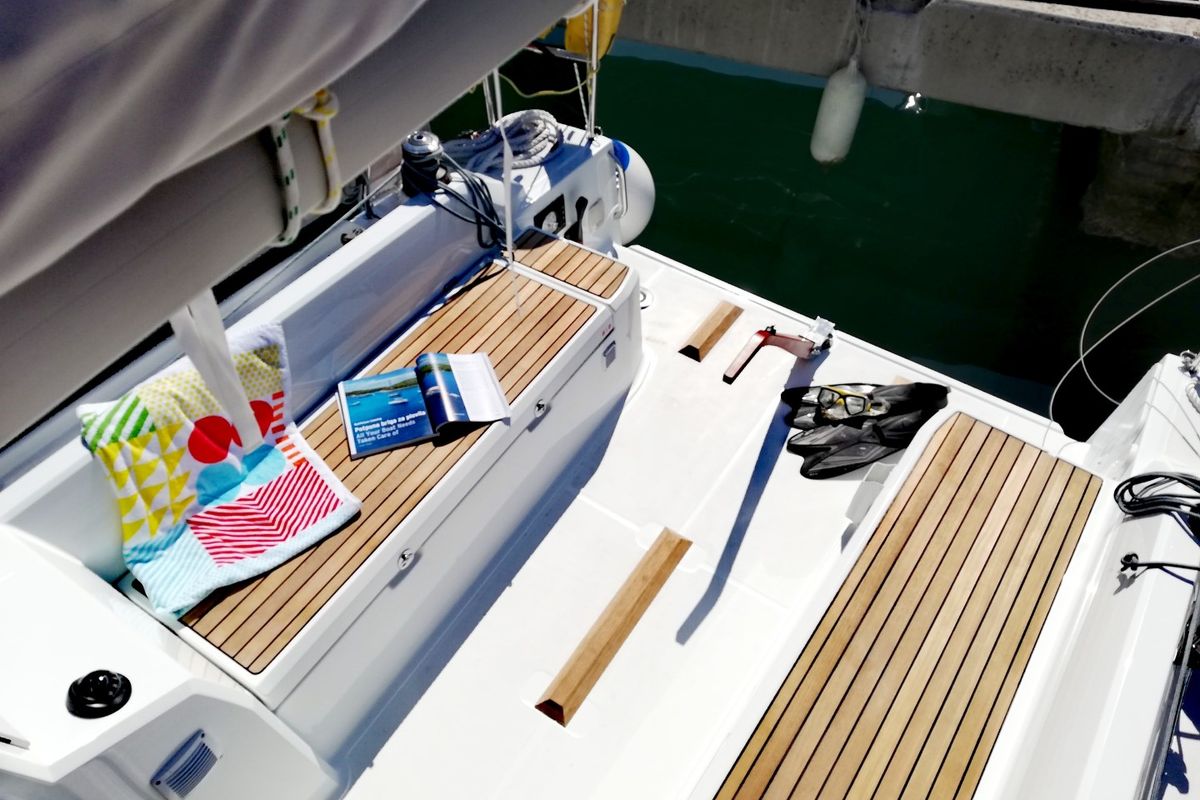 Deck of Yoda, a Beneteau Oceanis 30.1 sailboat at Općina Medulin, Croatia