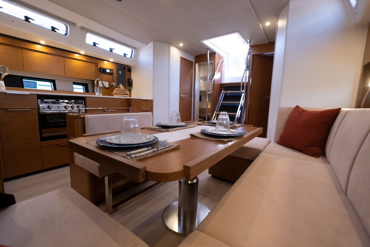 Galley of Gin Tonic, a Hanse Yachts Hanse 460 sailboat at Rosignano Solvay, Italy