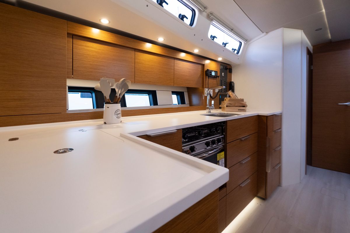 Galley of Gin Tonic, a Hanse Yachts Hanse 460 sailboat at Rosignano Solvay, Italy