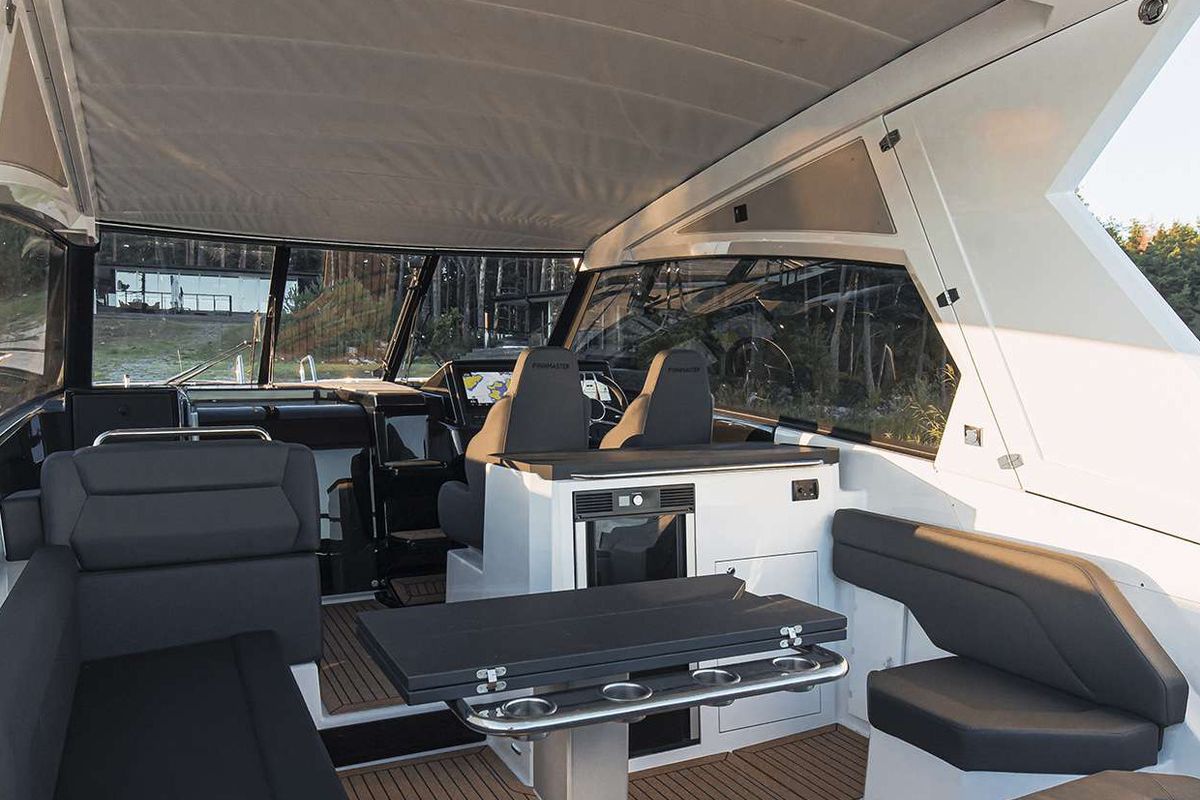 Salon of Alba, a Finnmaster T9 ST motorboat at Grad Trogir, Croatia