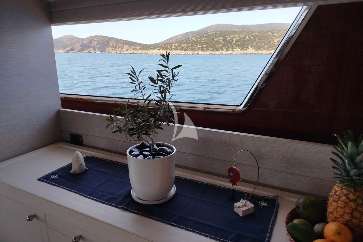 Salon of Mamma's, a Sanlorenzo San Lorenzo SL 82 yacht at Athens, Greece