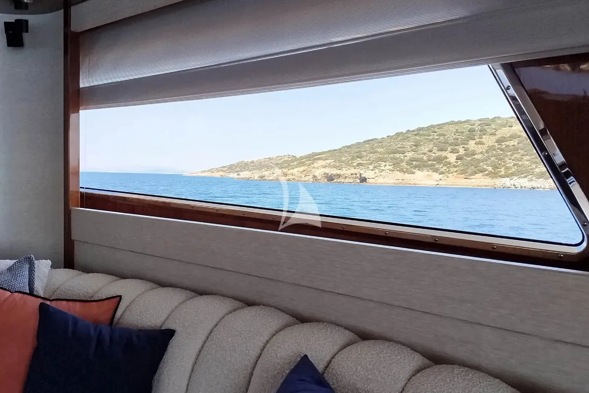 Salon of Mamma's, a Sanlorenzo San Lorenzo SL 82 yacht at Athens, Greece