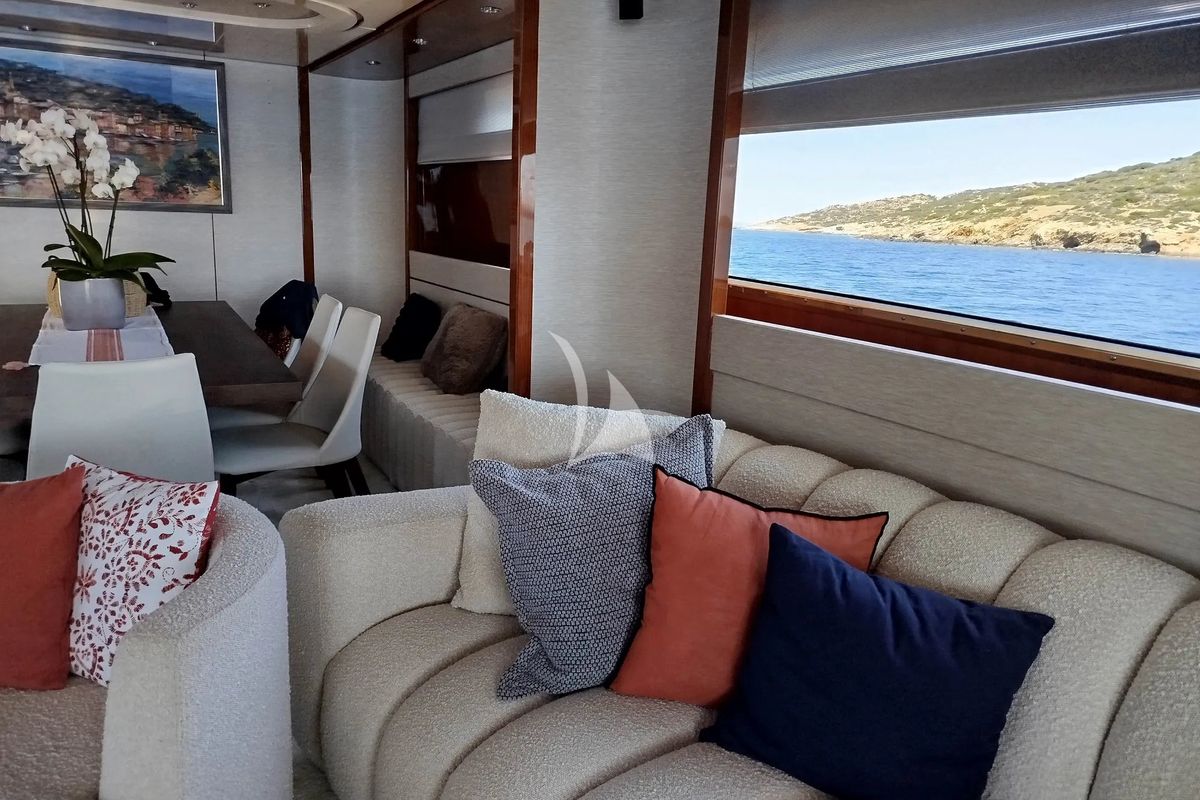 Salon of Mamma's, a Sanlorenzo San Lorenzo SL 82 yacht at Athens, Greece