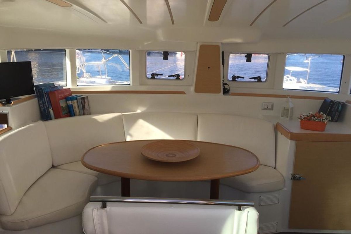 Salon of Dory, a Lagoon 440 catamaran at Naples, Italy
