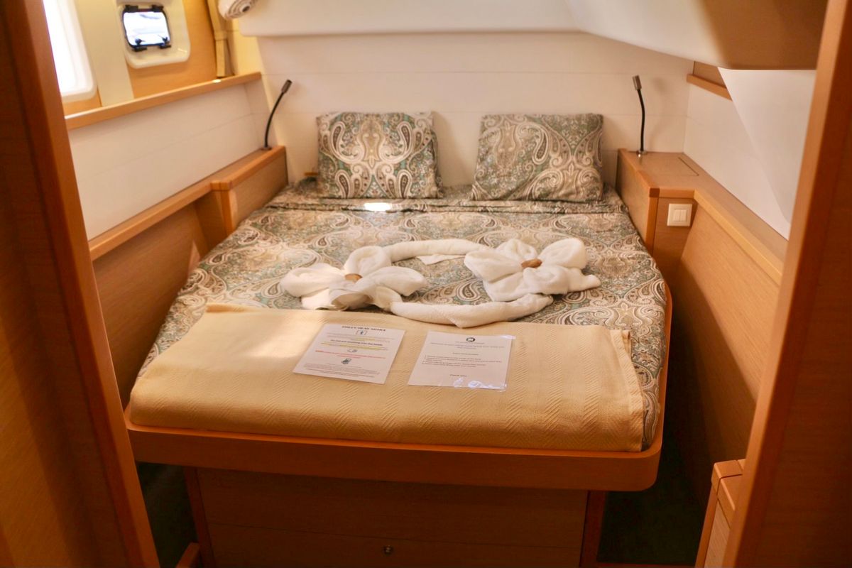 Cabin on Peace Out, a Lagoon 450 catamaran at Parham Town, British Virgin Islands