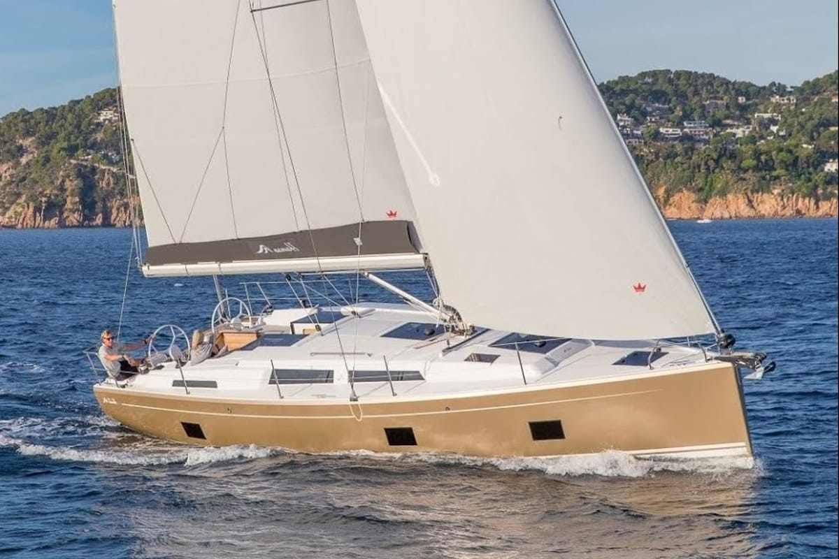 Exterior view of Pasithea, a Hanse Yachts Hanse 418 sailboat at Lavreotiki Municipal Unit, Greece