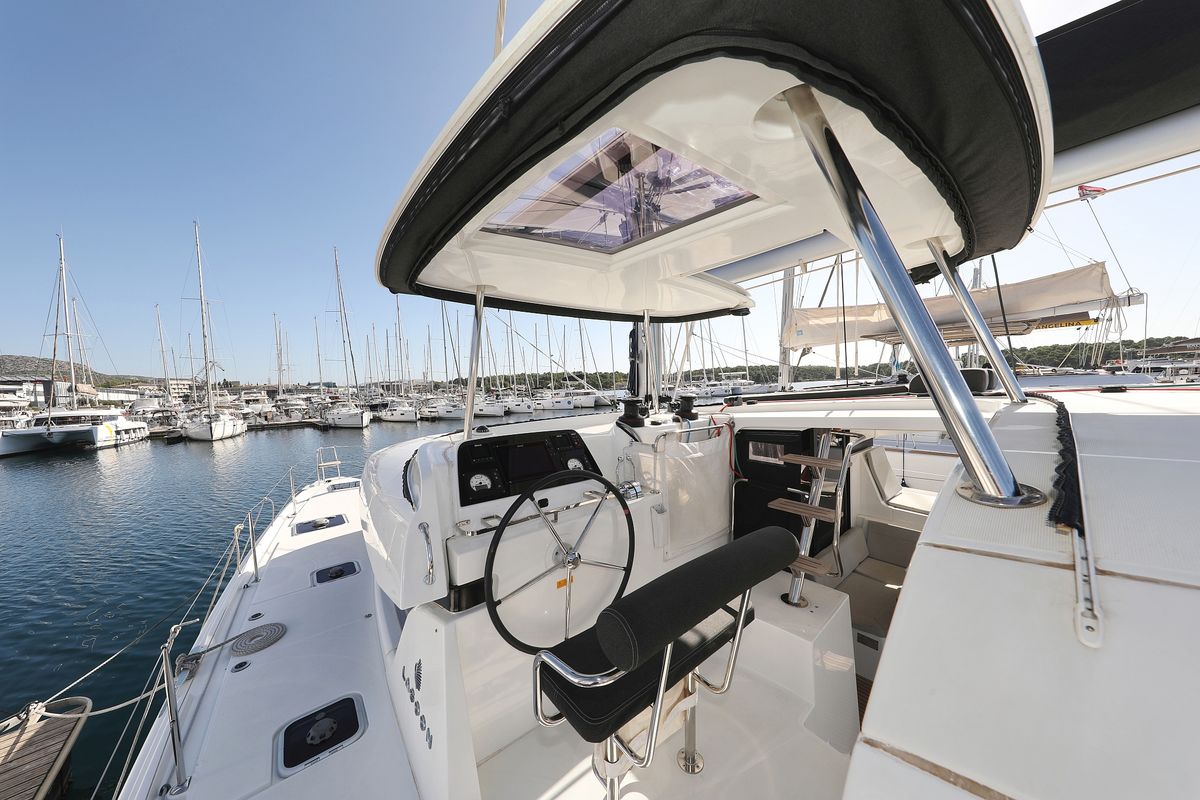 Cockpit of Media Luna, a Lagoon 42 catamaran at Općina Sveti Filip i Jakov, Croatia