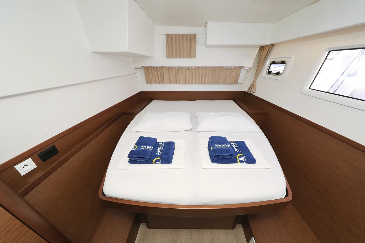 Cabin on Media Luna, a Lagoon 42 catamaran at Općina Sveti Filip i Jakov, Croatia
