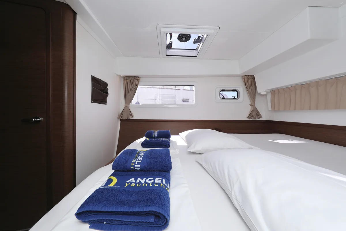 Cabin on Media Luna, a Lagoon 42 catamaran at Općina Sveti Filip i Jakov, Croatia