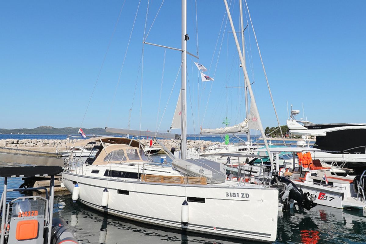 Exterior view of Lupe, a Bavaria Cruiser 37 sailboat at Zadar, Croatia