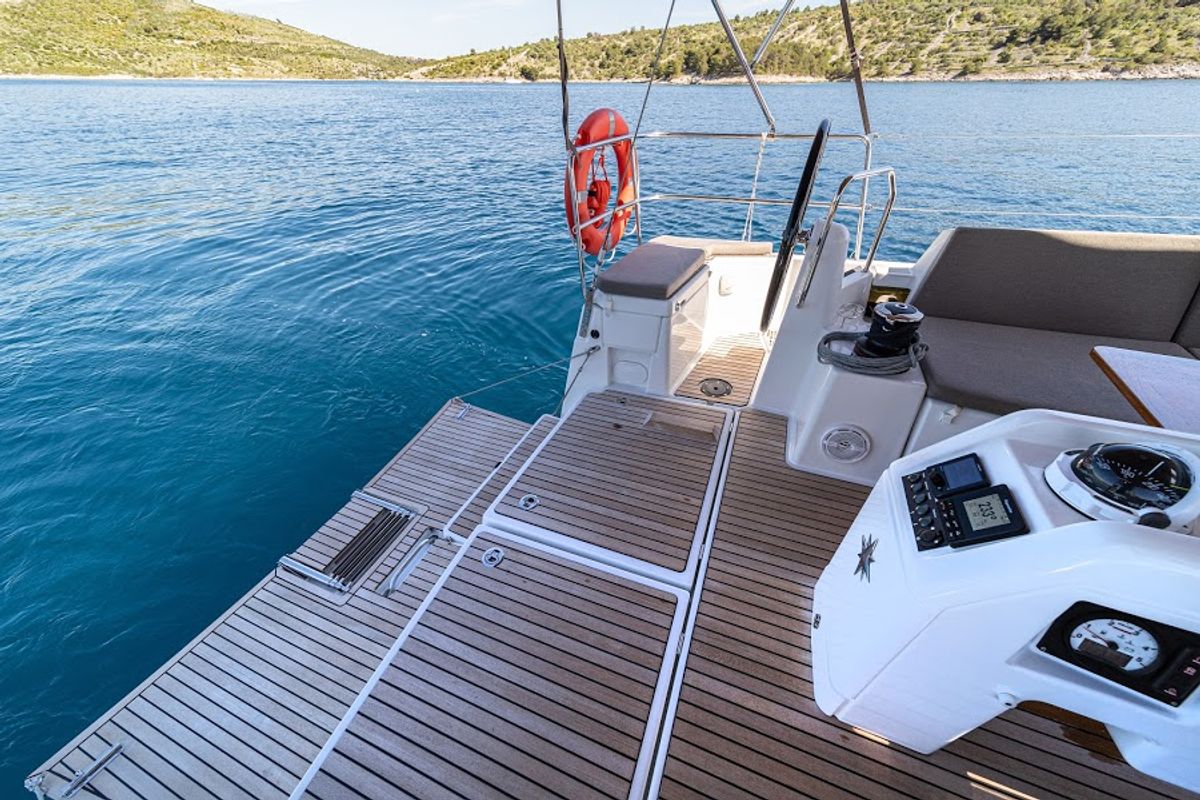 Deck of Freki, a Jeanneau Sun Odyssey 490 sailboat at Primošten, Croatia