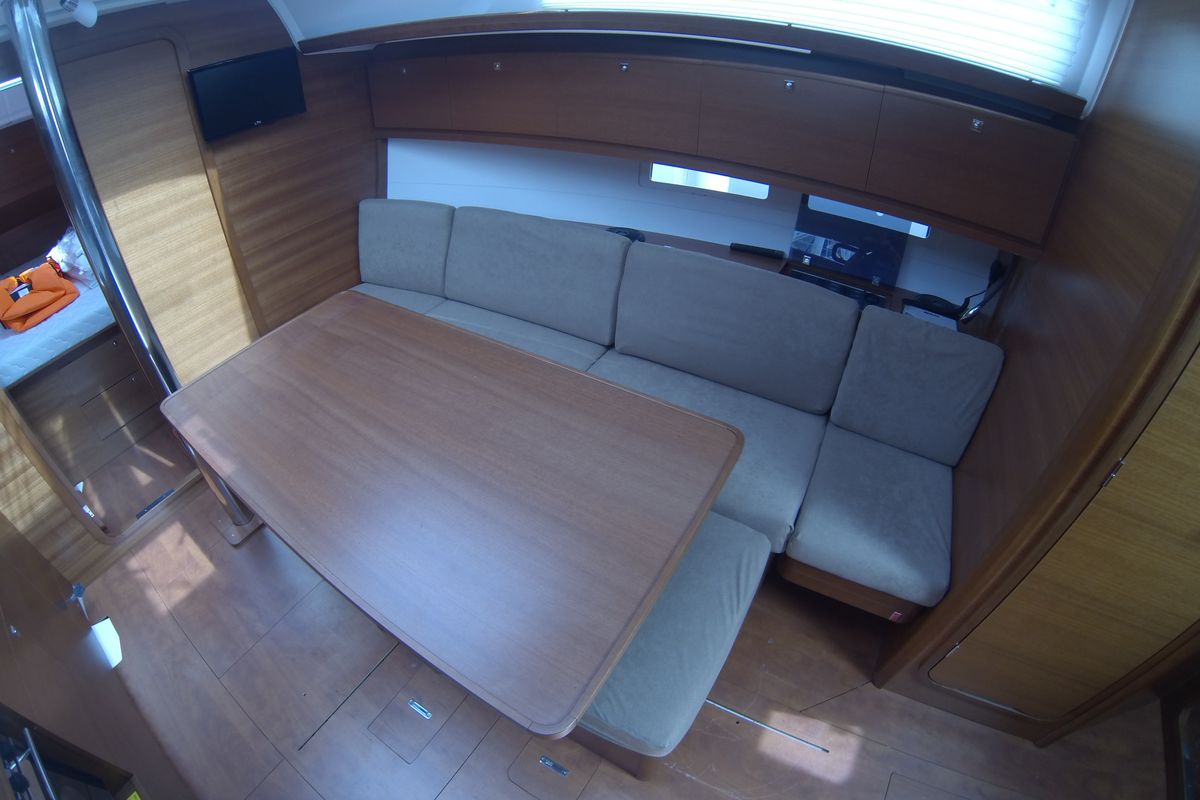 Salon of Gangaro, a Dufour 382 Grand Large sailboat at Općina Medulin, Croatia