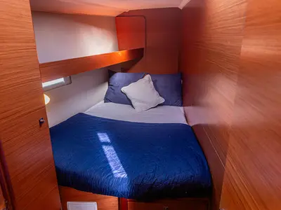 Cabin on Mania Planet, a Dufour 460 Grand Large sailboat at Tonnarella, Italy