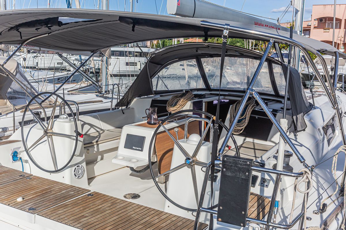 Cockpit of Mania Planet, a Dufour 460 Grand Large sailboat at Tonnarella, Italy