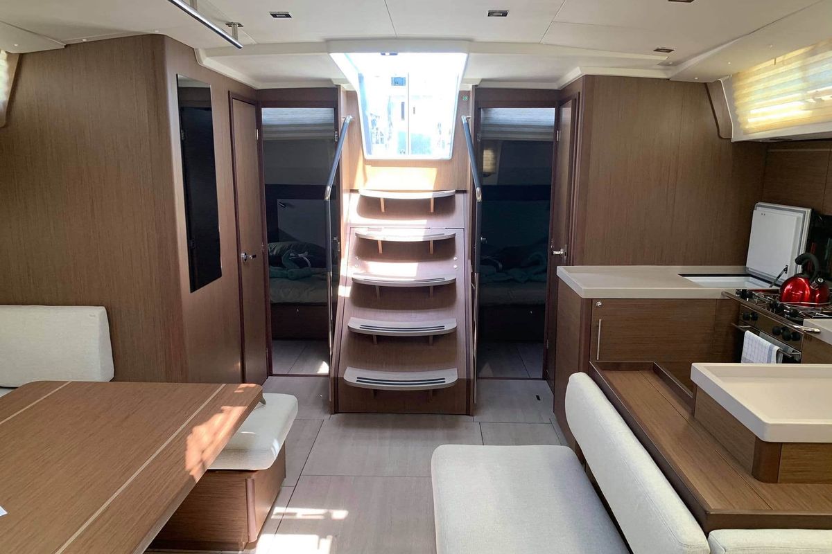 Salon of Elise, a Beneteau Oceanis 51.1 sailboat at Marina Delta Kallithea, Greece