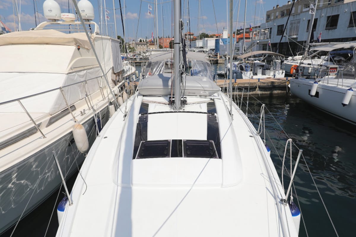 Exterior view of Mr.White, a Beneteau Oceanis 46.1 sailboat at Zadar, Croatia