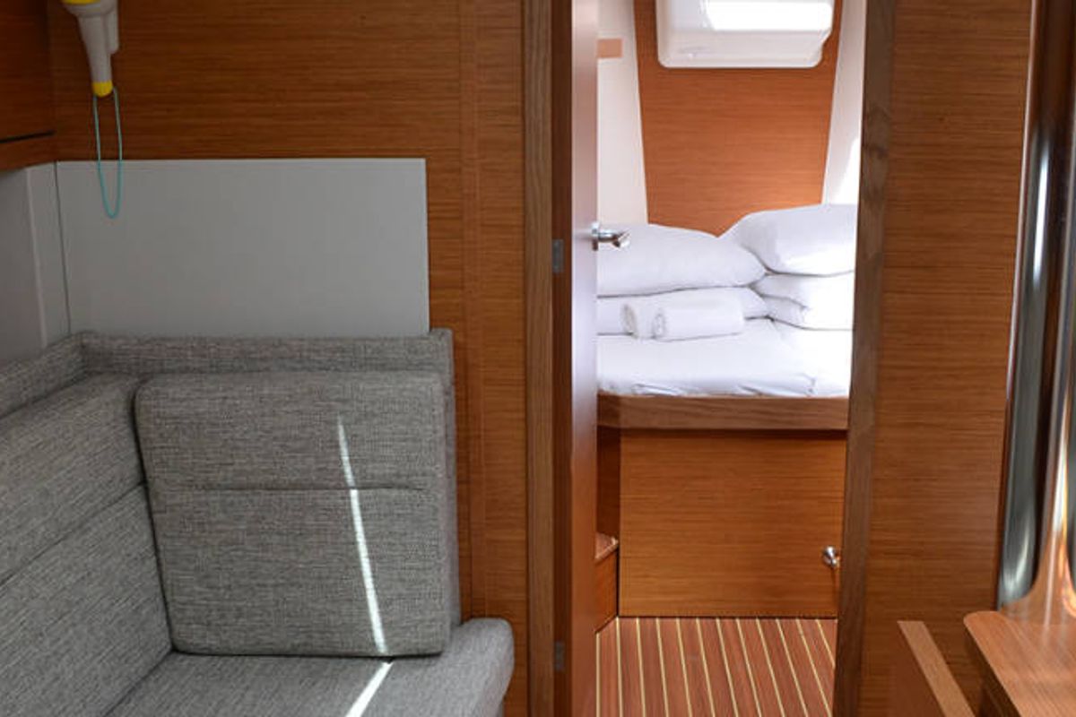 Cabin on Laysan, a Hanse Yachts Hanse 418 sailboat at Općina Rogoznica, Croatia
