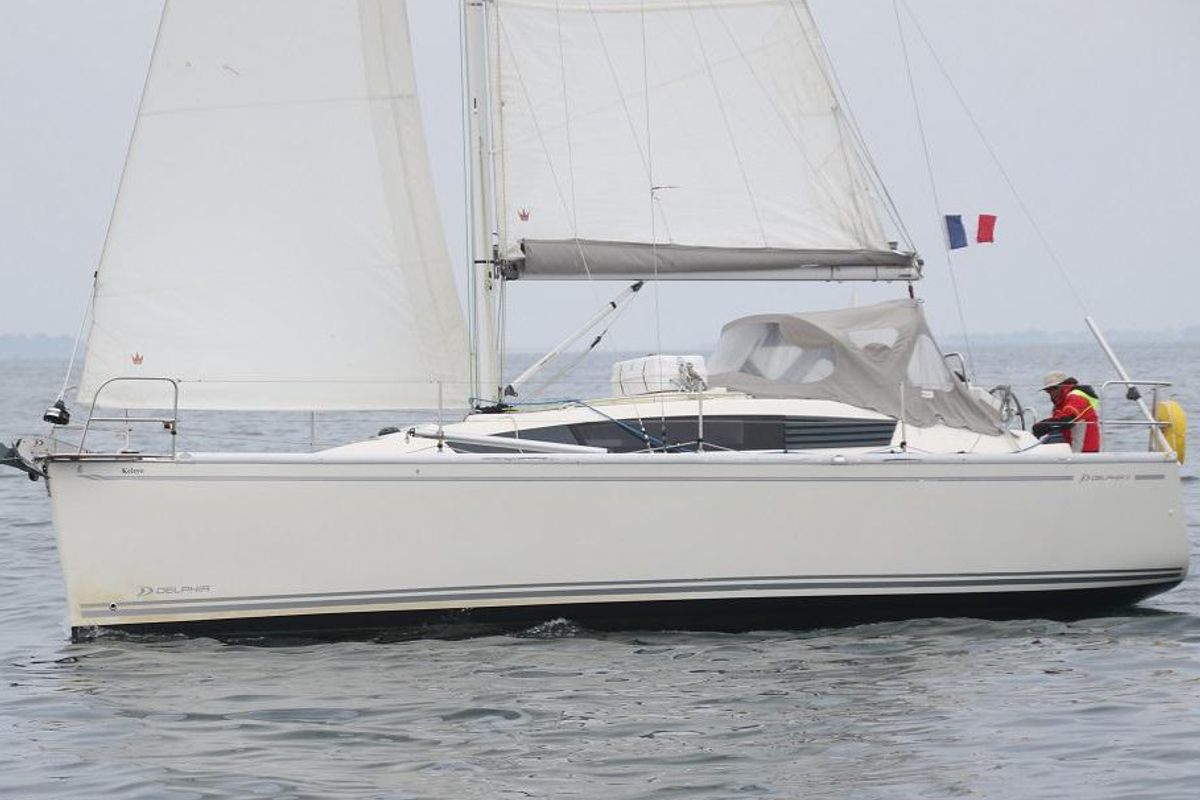 Exterior view of Kelsyo, a Delphia Yachts Delphia 31 sailboat at Port Navalo, France