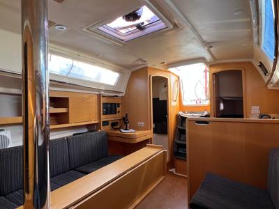Salon of Kelsyo, a Delphia Yachts Delphia 31 sailboat at Port Navalo, France