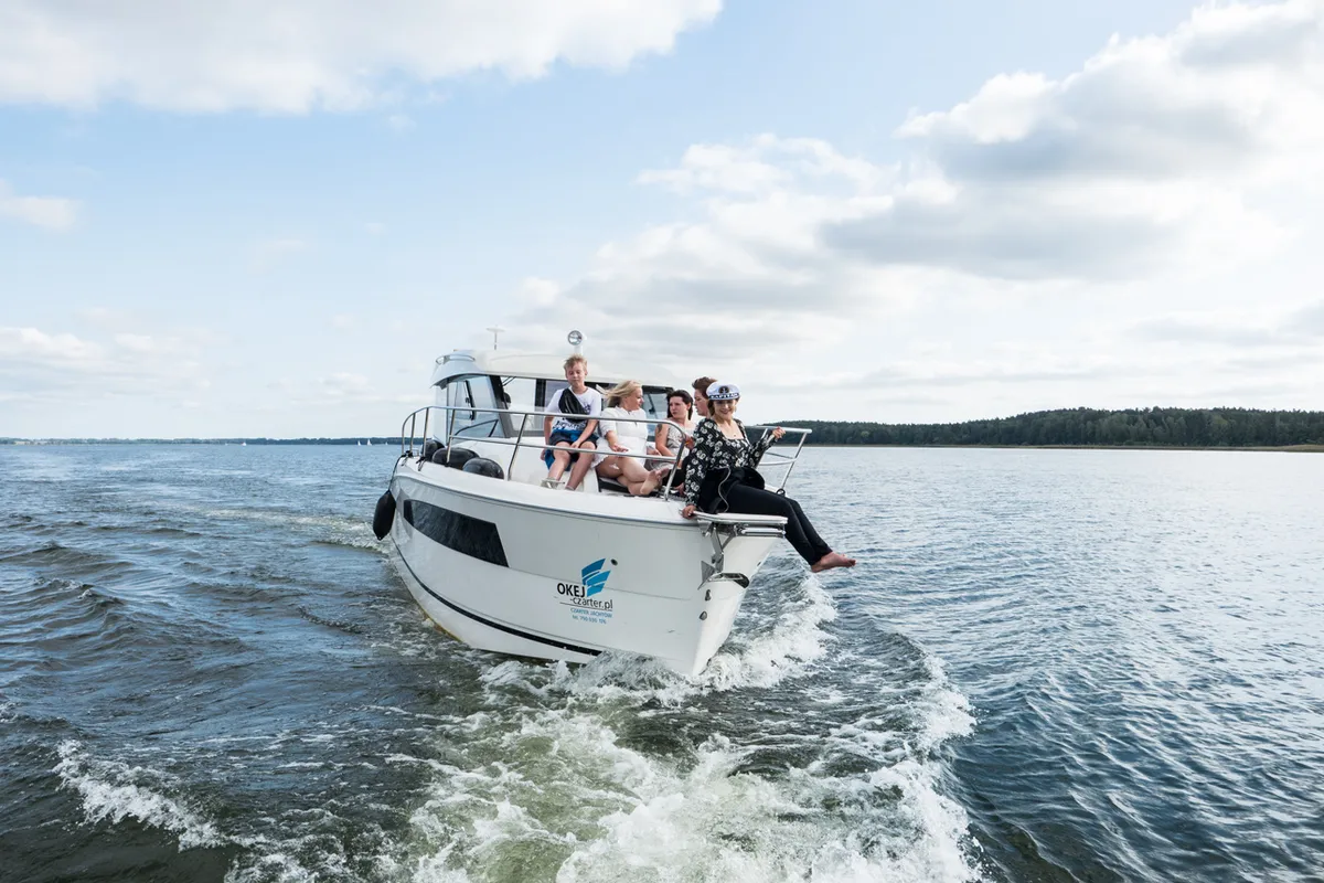 Cockpit of Balt 918 - 3 cab., a Balt 918 Titanium motorboat at Wilkasy, Poland